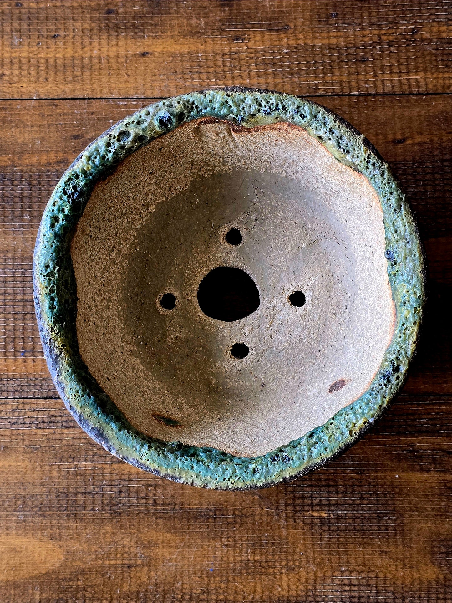 Atlantis, Handmade Pot